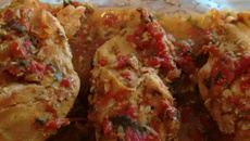 Peito de frango prático na panela de pressão