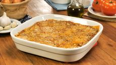 Polenta com carne moida