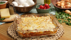 Lasanha com massa de panqueca