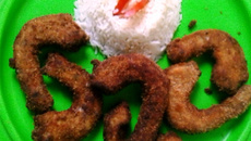 Pescoço de frango empanado