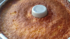 Bolo rápido de flocão de  milho com coco