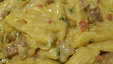 Macarrão com calabresa