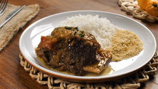 Costela na panela de pressão