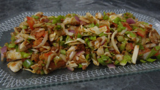 Salada de verduras com atum