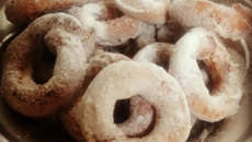 Biscoito doce de fritar