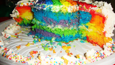 Bolo arco-Iris