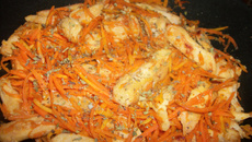 Filé de frango com cenoura ralada da Marron