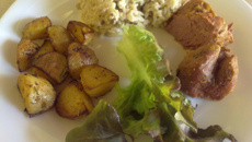 Assado de porco com batatinhas sofisticadas