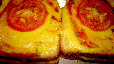 Sanduba cremoso de forno