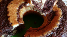 Bolo de liquidificador mesclado