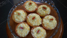 Tomate recheado com milho