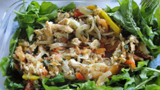 Iscas de bacalhau no ninho de rúcula - Tira gosto da Cleide Gomes