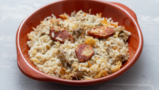 Arroz com linguiça