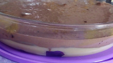 Bombom aberto de morango de Tamy