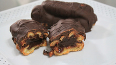 Bomba de chocolate fácil e deliciosa