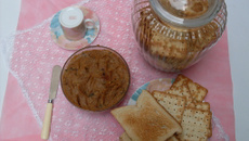 Geleia de casca de banana da terra