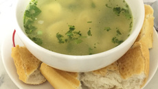 Sopa de capeletti