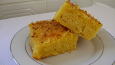 Bolo de fubá cozido