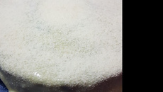 Bolo vulcão leite em pó com creme de avelã