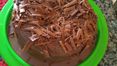 Bolo de chocolate muito fácil