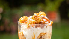 Pipoca doce para comer com colher