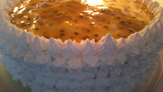 Bolo mousse de maracujá