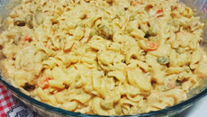 Macarrão com atum e mostarda