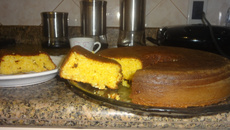 Bolo de milharinha com queijo