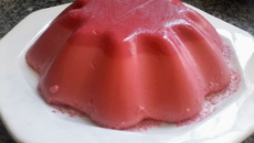 Gelatina cremosa com leite