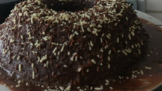 Bolo de chocolate no microondas