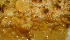 Cuca de banana com doce de leite