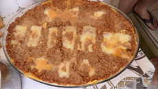 Lasanha dois molhos (bolonhesa e quatro queijos)