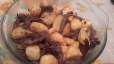 Tirinhas de contrafilé com batatas super práticas