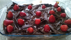 Pavê de morango trufado