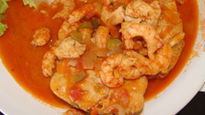 Moqueca de cação com camarão da Tiada