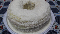 Bolo de coco real