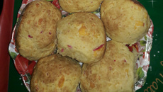 Pãozinho de queijo ralado