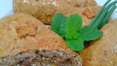 Pastel de farinha integral assado