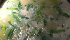 Caldo verde com inhame