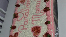 Bolo delícia de morango