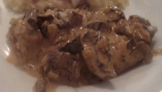 Filé ao funghi e mostarda dijon