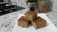 Bolo de inhame, fubá e coco