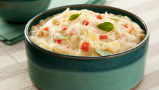 Caseirinho® com Queijo, Tomate e Manjericão