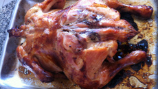 Frango assado com suco de laranja