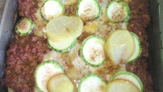 Abobrinha com carne moída no forno