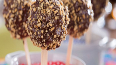 Maçã do amor de pipoca