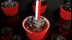 Cupcakes fáceis, baratos e decorados (igual foto)