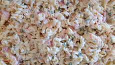 Salada de macarrão fácil e rápida