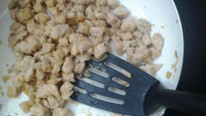 Frango de forno ao molho de maionese verde