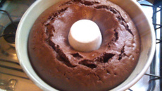 Bolo de chocolate sem leite, sem ovos e sem soja